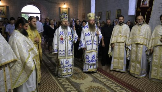 Liturghie arhierească la Mănăstirea Băița