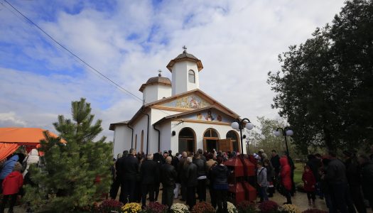 Presfințitul Părinte Andrei a fost prezent la resfințirea Bisericii parohiei Sâmbăta Noua din Tulcea.