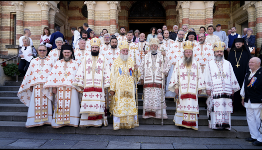 Cinci arhierei au liturghisit la hramul Catedralei Mitropolitane din Sibiu