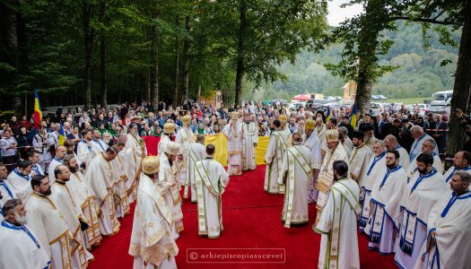 Bucurie împătrită la Sihăstria Râșcăi, în ziua prăznuirii ocrotitorului său, Sfântul Ioan, episcopul Romanului