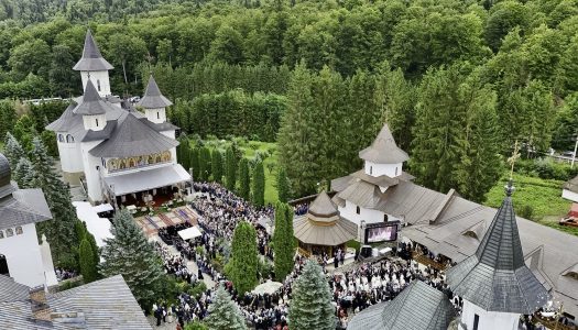 Proclamarea locală a canonizării Sfinților Cuvioşi Paisie Olaru și Cleopa Ilie