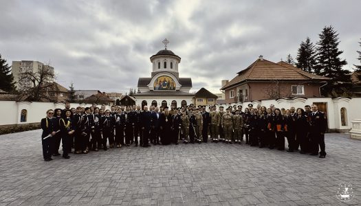 Preasfințitul Părinte Andrei a primit colindătorii unităților militarizate din Miercurea Ciuc