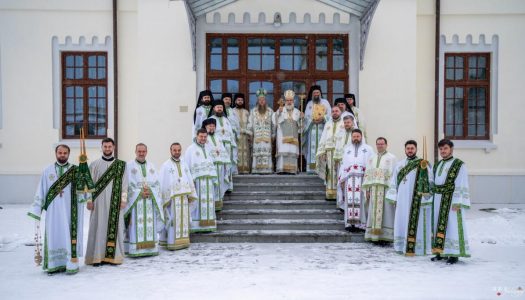 Sfânta Liturghie arhierească în cinstea Sfântului Antipa de la Calapodești, la Roman